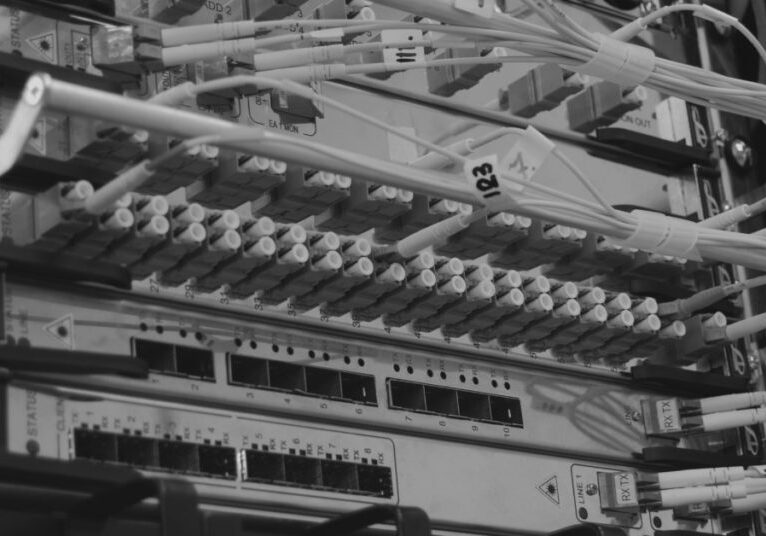 Software de gestión para centros de datos EDGE